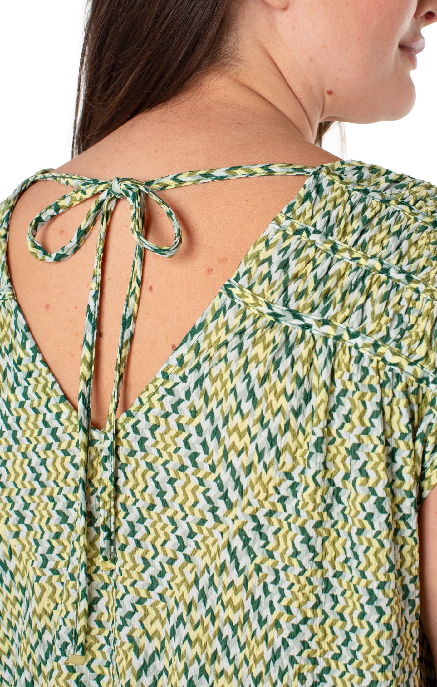 Liverpool Short Sleeve Dolman Tie Back Knit Top (Plus Size) (Green Mint Chevron)