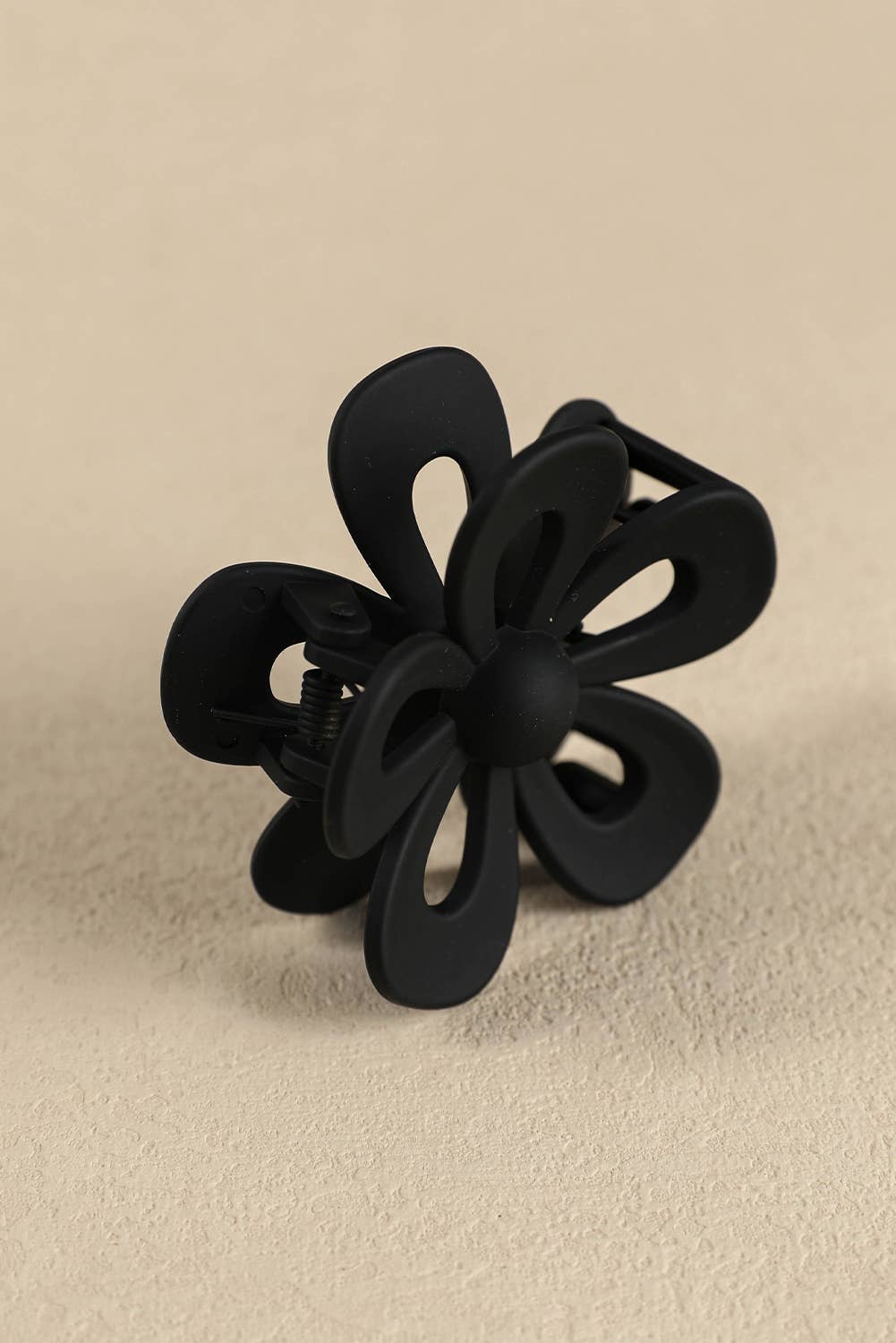 Women Casual Hollowed Flower Shape Claw Clip