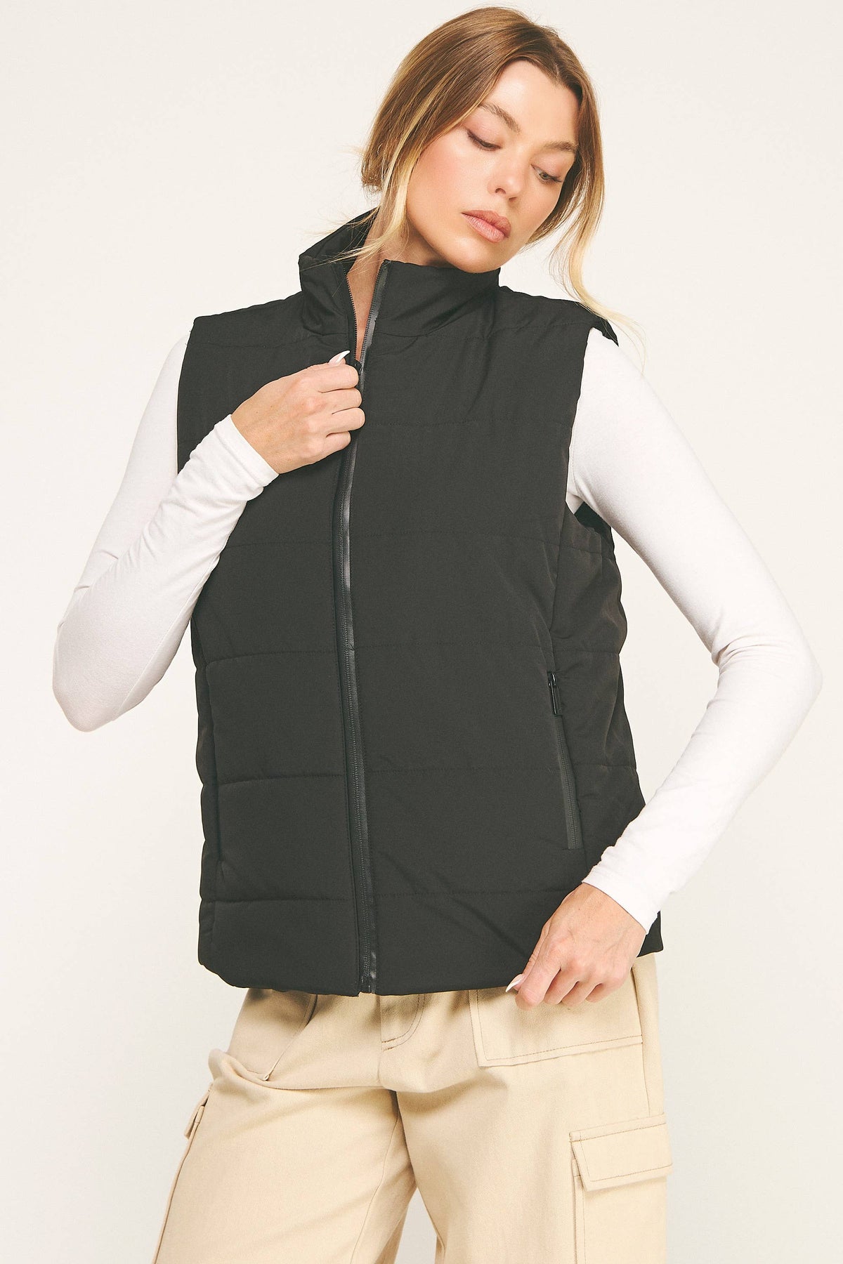 Contrast Zip Cropped Puffer Vest (variety of colors)