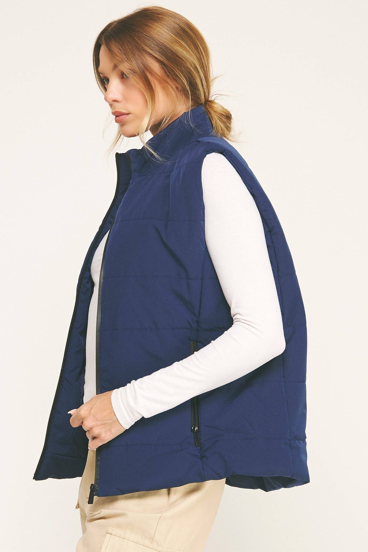 Contrast Zip Cropped Puffer Vest (variety of colors)