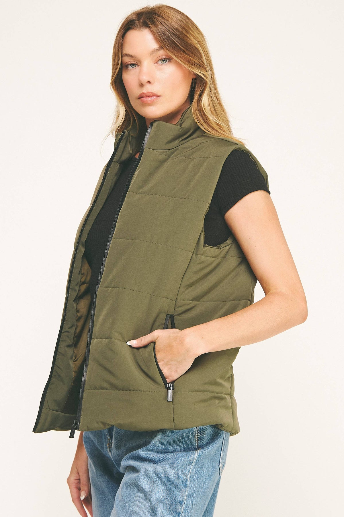 Contrast Zip Cropped Puffer Vest (variety of colors)