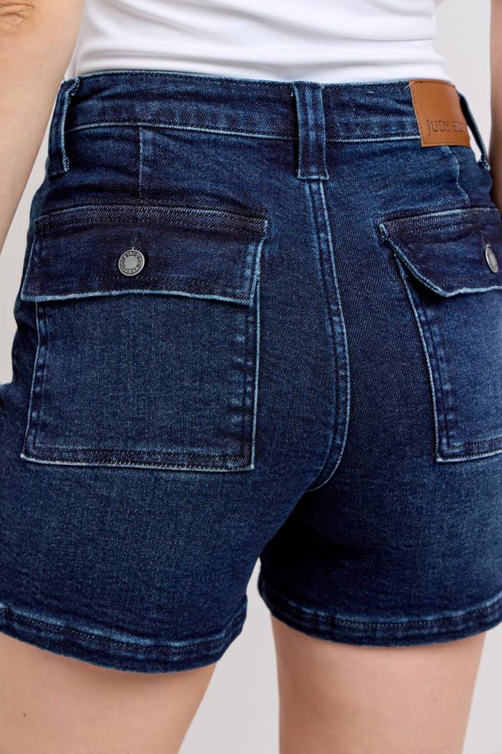 Judy Blue Back Flap Pocket High Waisted Shorts (4.5" Inseam)