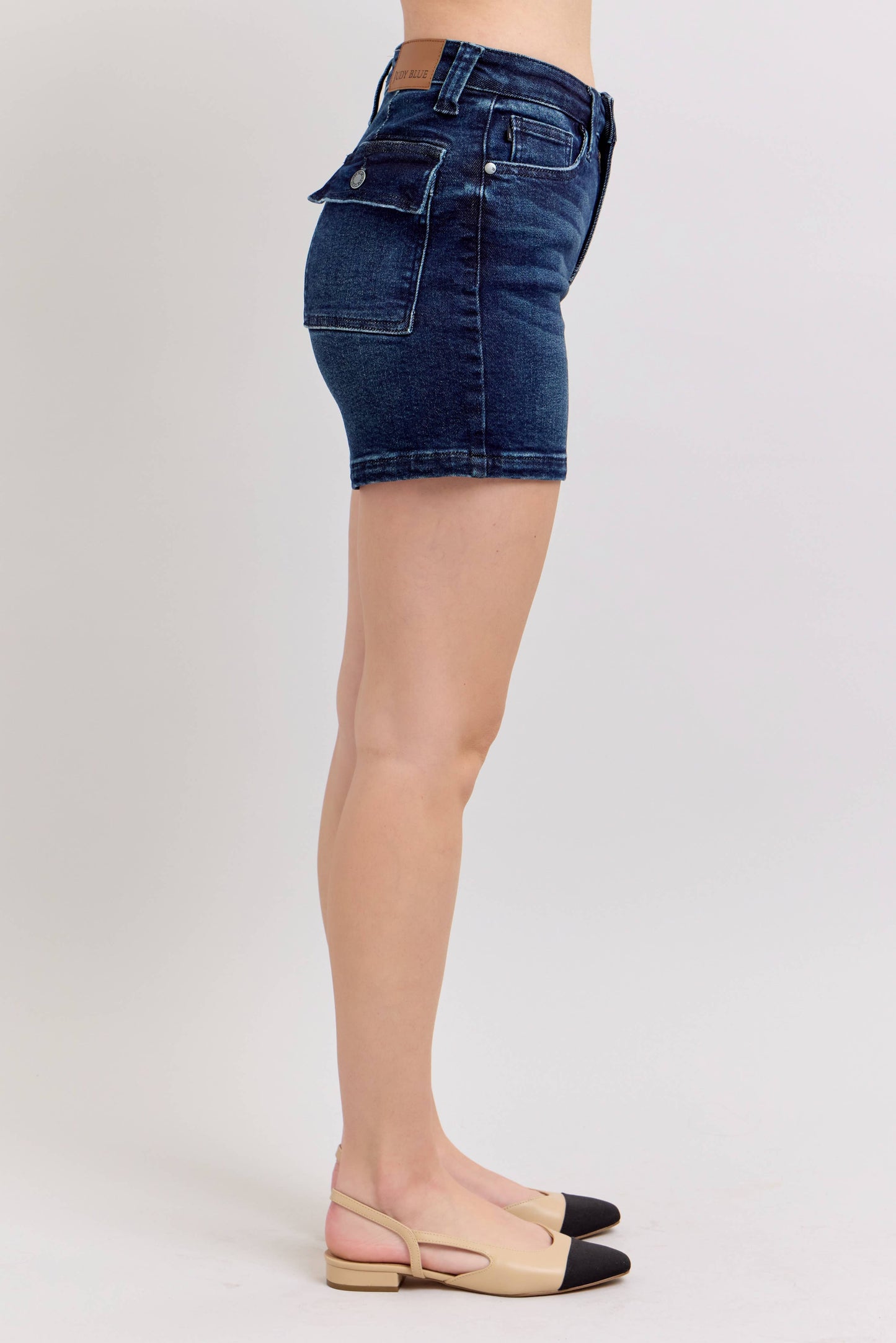 Judy Blue Back Flap Pocket High Waisted Shorts (4.5" Inseam)