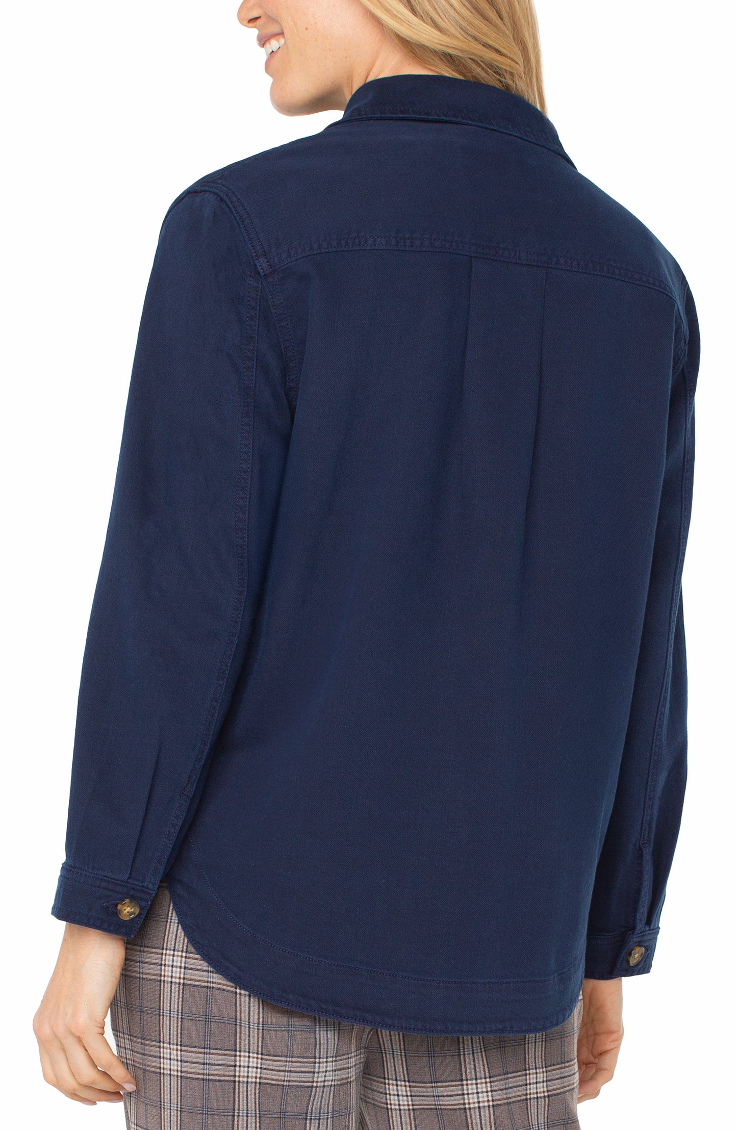 LM1A53QTA-shirt_jacket_navy_dusk-back