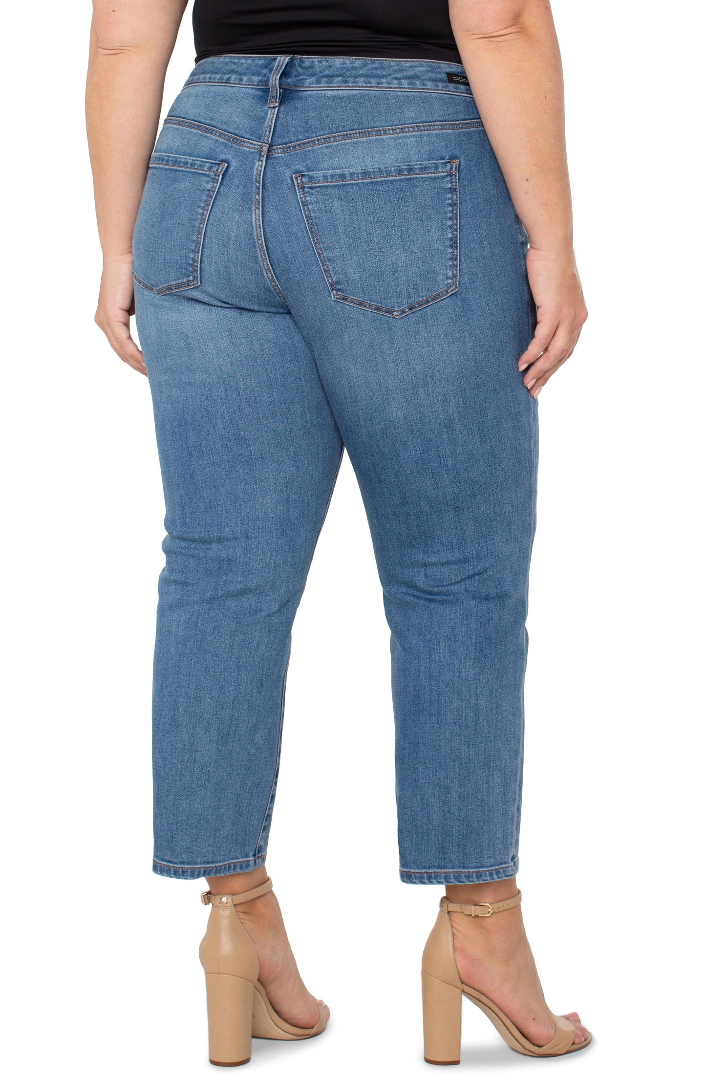 Liverpool Kennedy Crop Straight Plus Size (27" inseam) (Temecula)