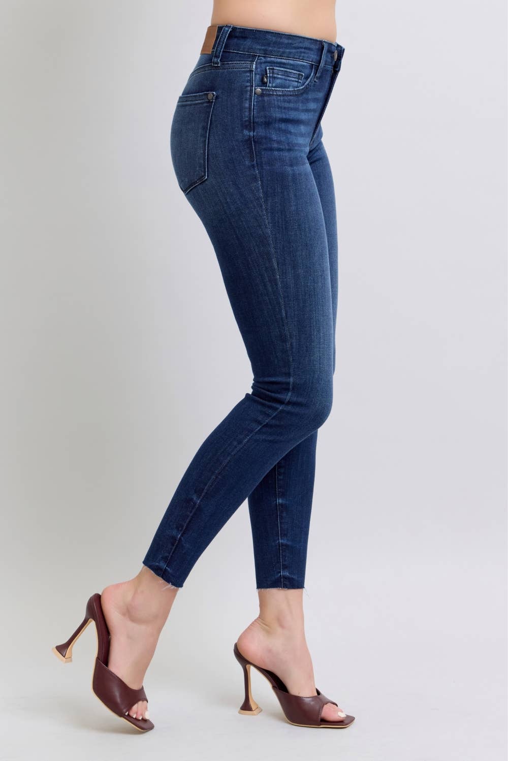 Judy Blue Skinny w Raw Hem (28" inseam)