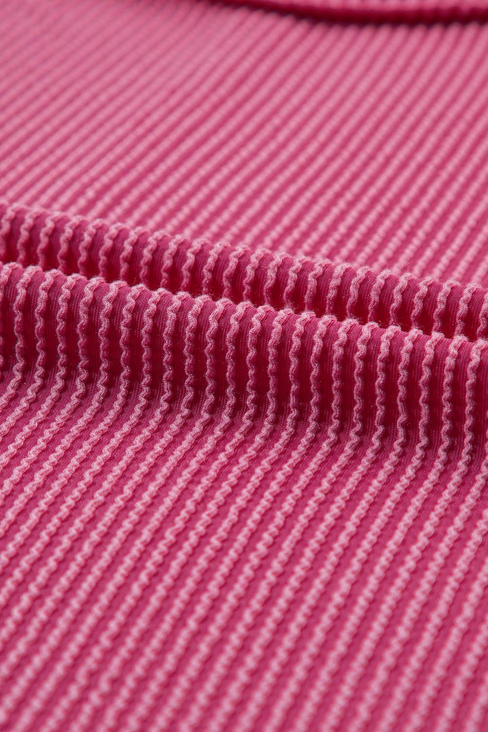 Solid Textured Exposed Seam Casual T-shirt