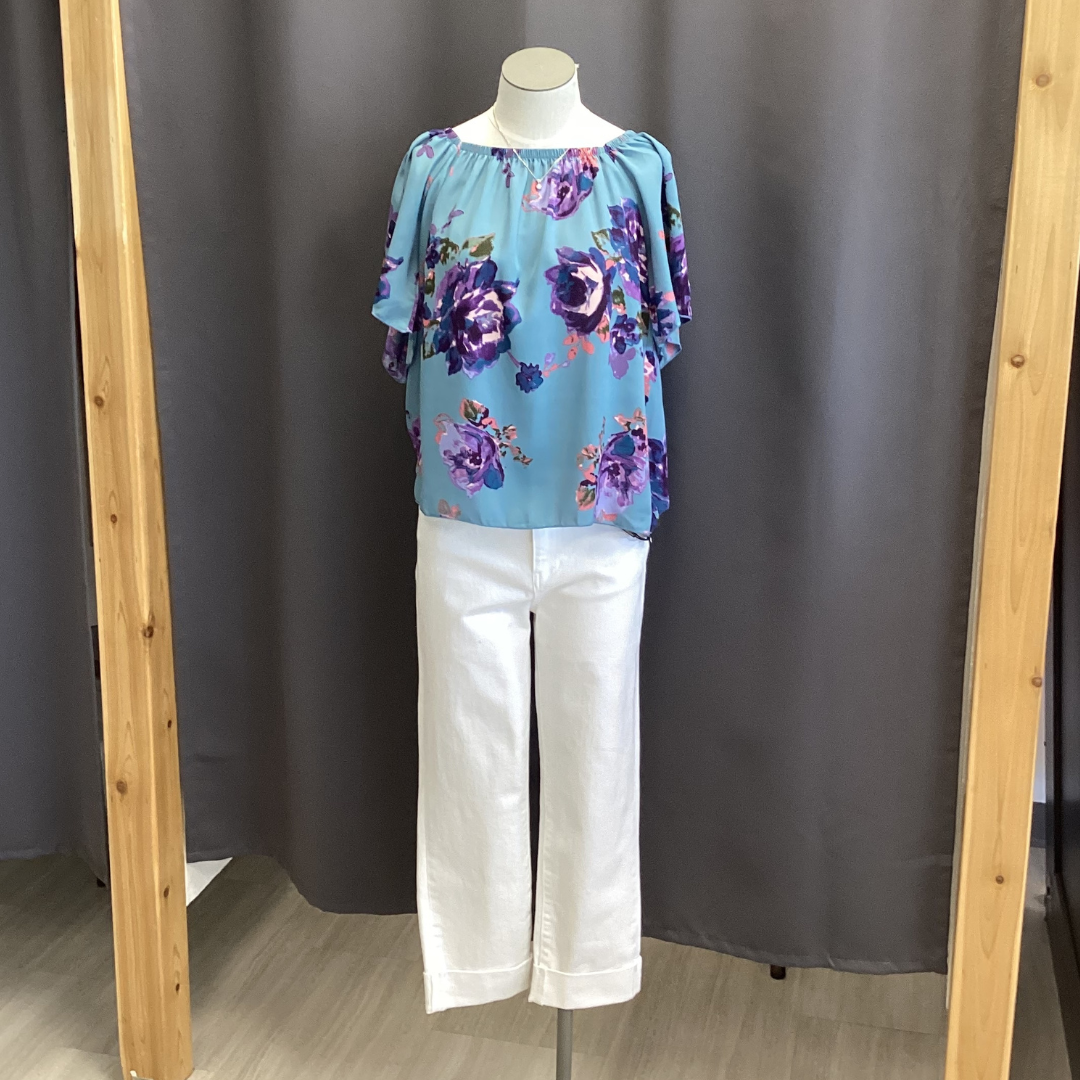 Lightweight Floral Top with Short Sleeves