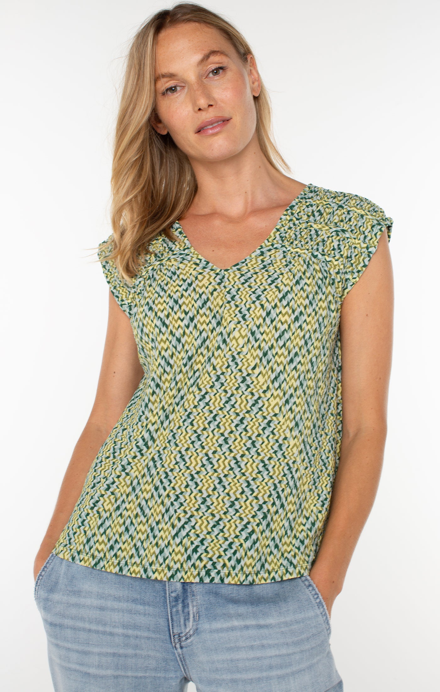 Liverpool Short Sleeve Dolman Tie Back Knit Top (Green Mint Chevron)