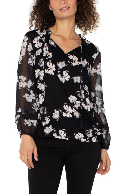 Liverpool Long Sleeve Popover Shirred Woven Blouse (Black White Floral)