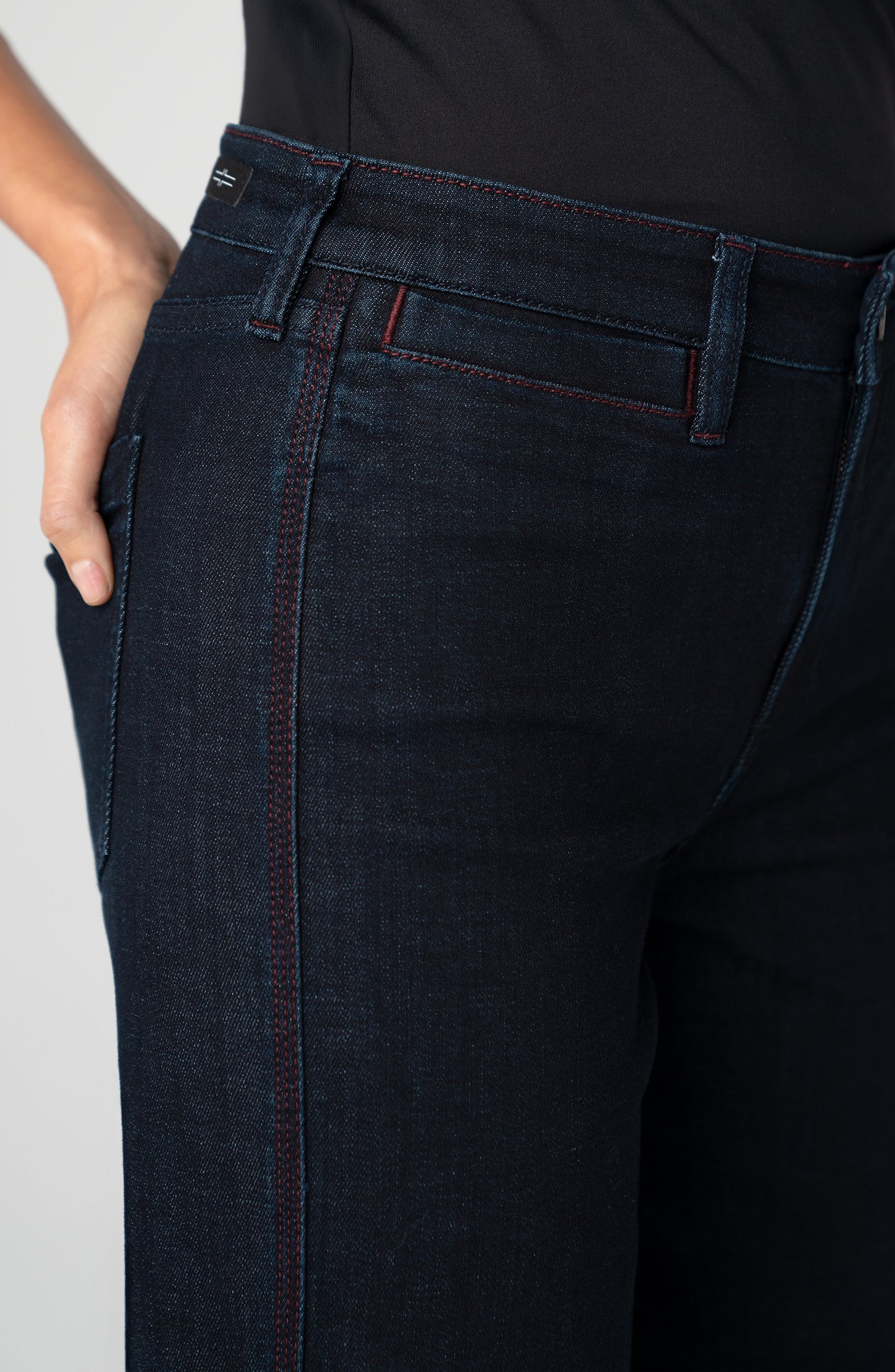Kennedy Straight W/ Side Stitch Detail (30" Inseam) (Midnight Eclipse)