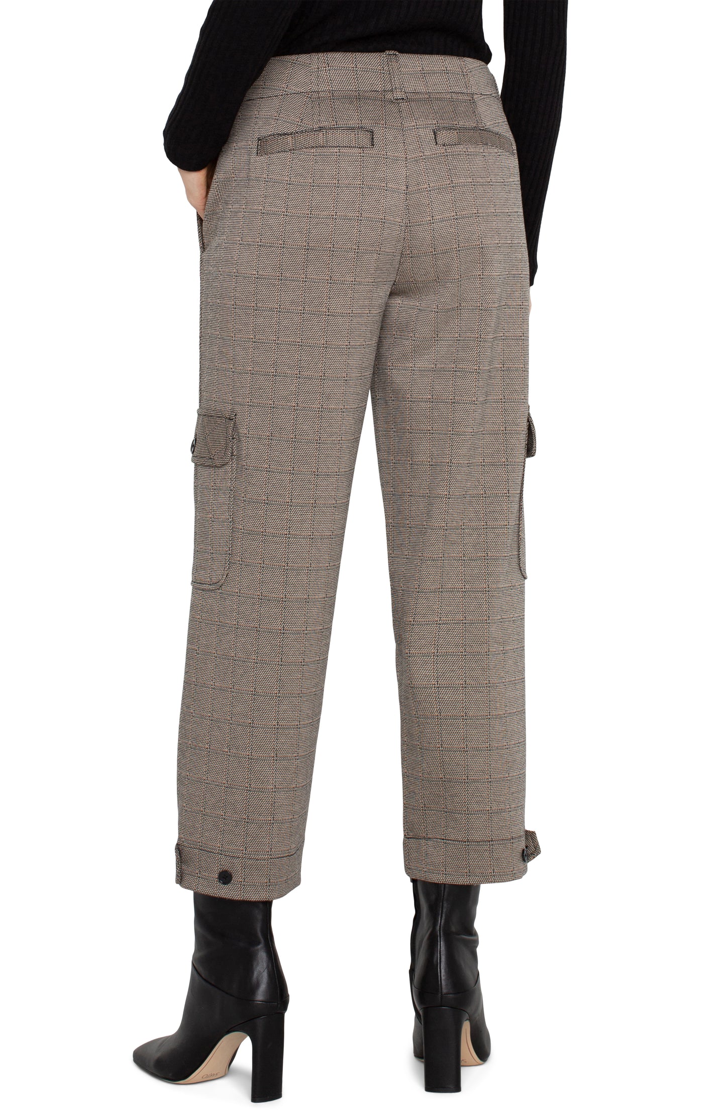 Liverpool Utility Crop w/ Tab Hem & Cargo Pockets 26" inseam (Peppercorn Plaid)