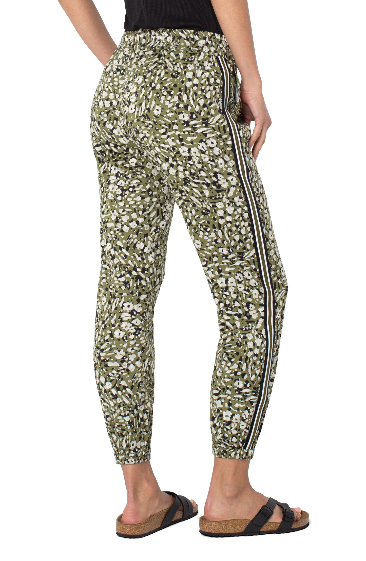 Liverpool easy fit elastic wb crop jogger (bk/olv pnt animal)